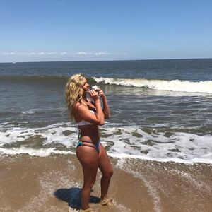 Meet your Posher, Lexis